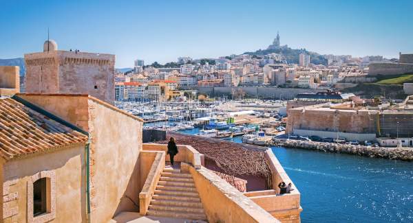 Marseille Vue Fort Séjour au coeur de la Cité Phocéenne près de La Magdeleine à Gemenos